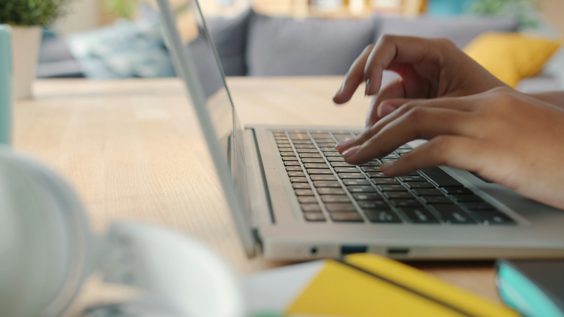 Lekarz analizujący jakość konsultacji online